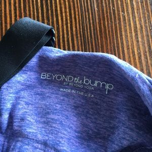 Beyond yoga maternity top, great condition